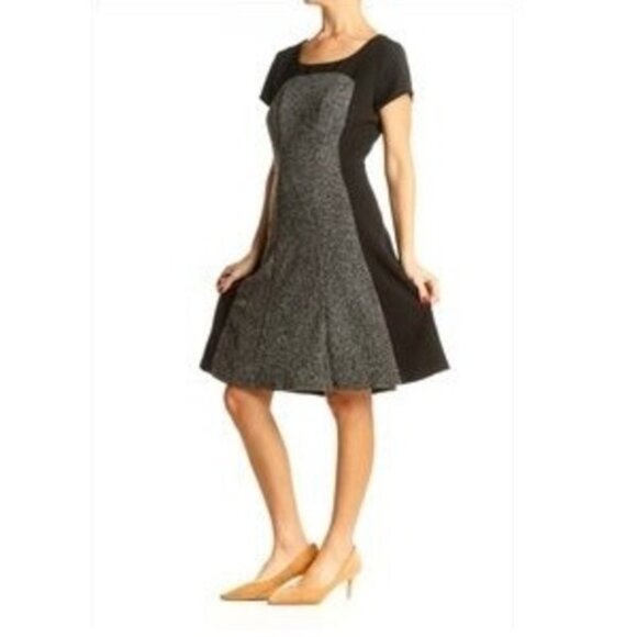 2/30 White House Black Market Colorblock Fit and Flare Swing Dress 6 #9877 - Picture 1 of 9